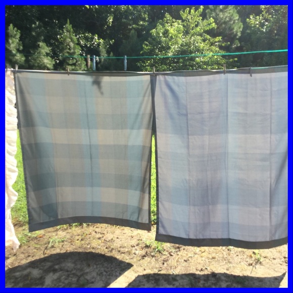 Plaid Curtain Set - Picture 4 of 5